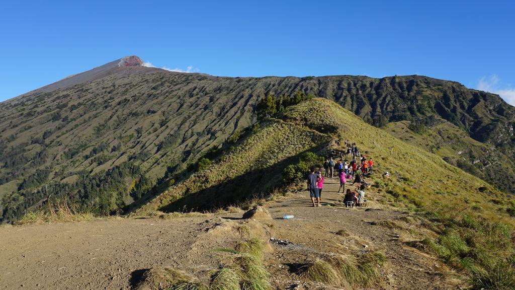 Rinjani Trails Hotel Senaru Bagian luar foto