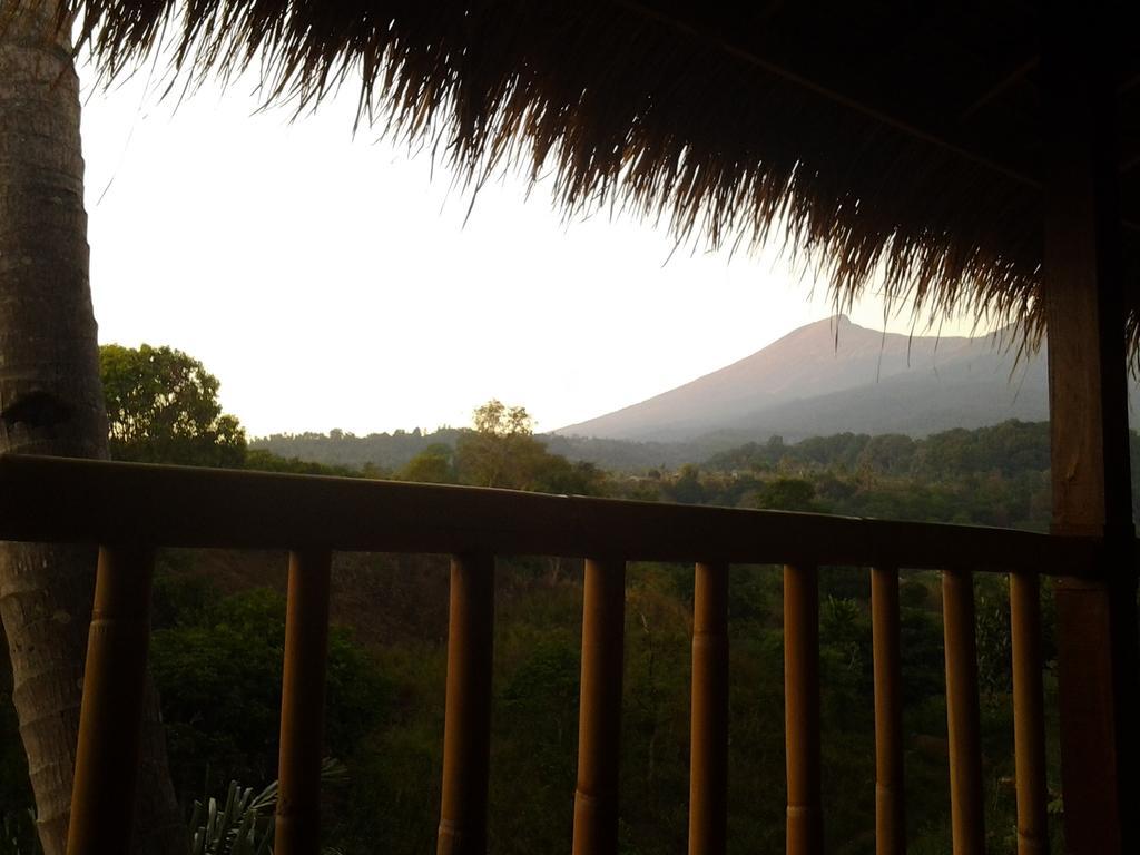 Rinjani Trails Hotel Senaru Bagian luar foto